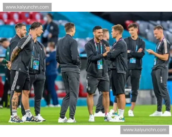 翁达夫11球紧追凯恩，射手榜第二争夺激烈